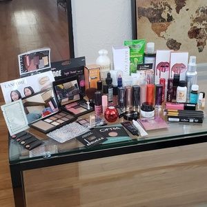 SOLD Makeup & Skincare Bundle